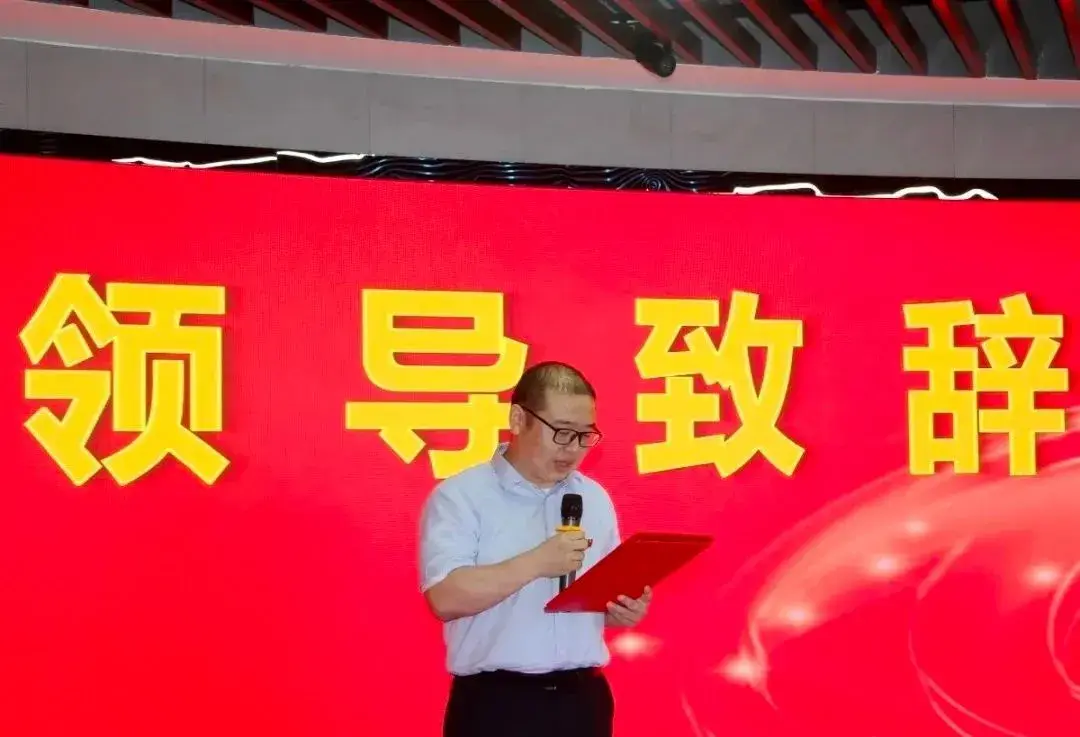 东风通信与湖北广电大唐广电战略合作签约仪式在武汉隆重举行