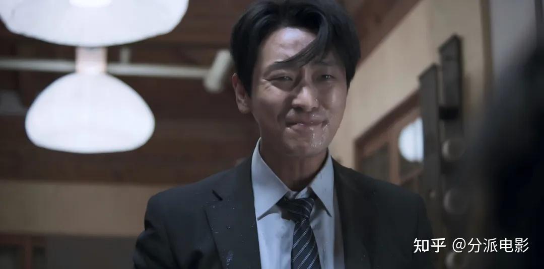 《权欲之巅》两集冲上豆瓣8.2！这部新剧杀疯了