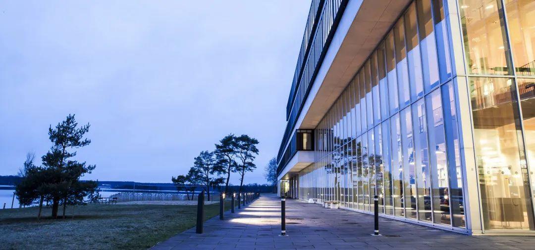 图片源自网络林奈大学录取要求:高中毕业托福90(写作不低于20)或雅思