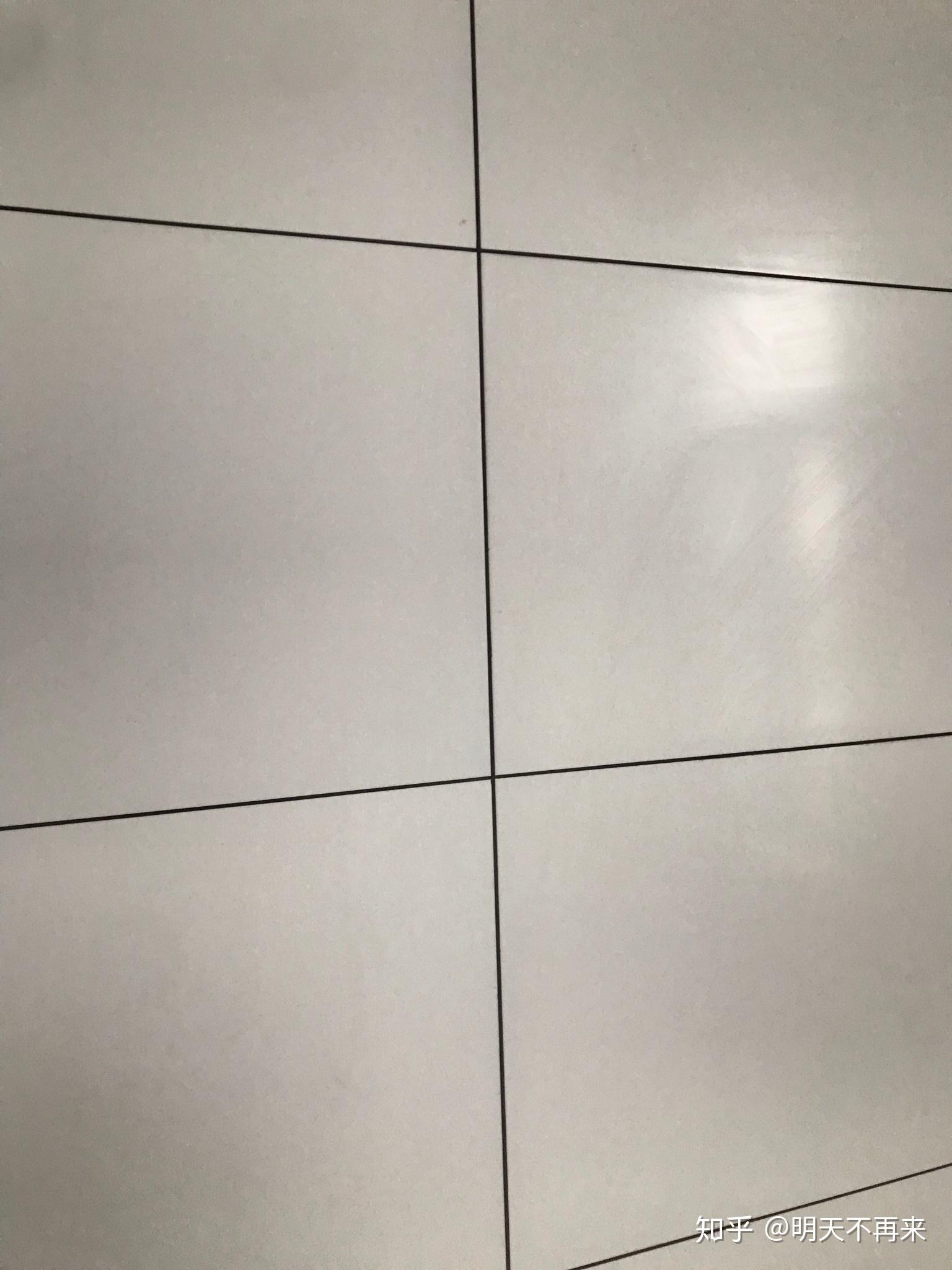 厨房墙壁白色瓷砖配什么颜色的美缝好看300600的尺寸