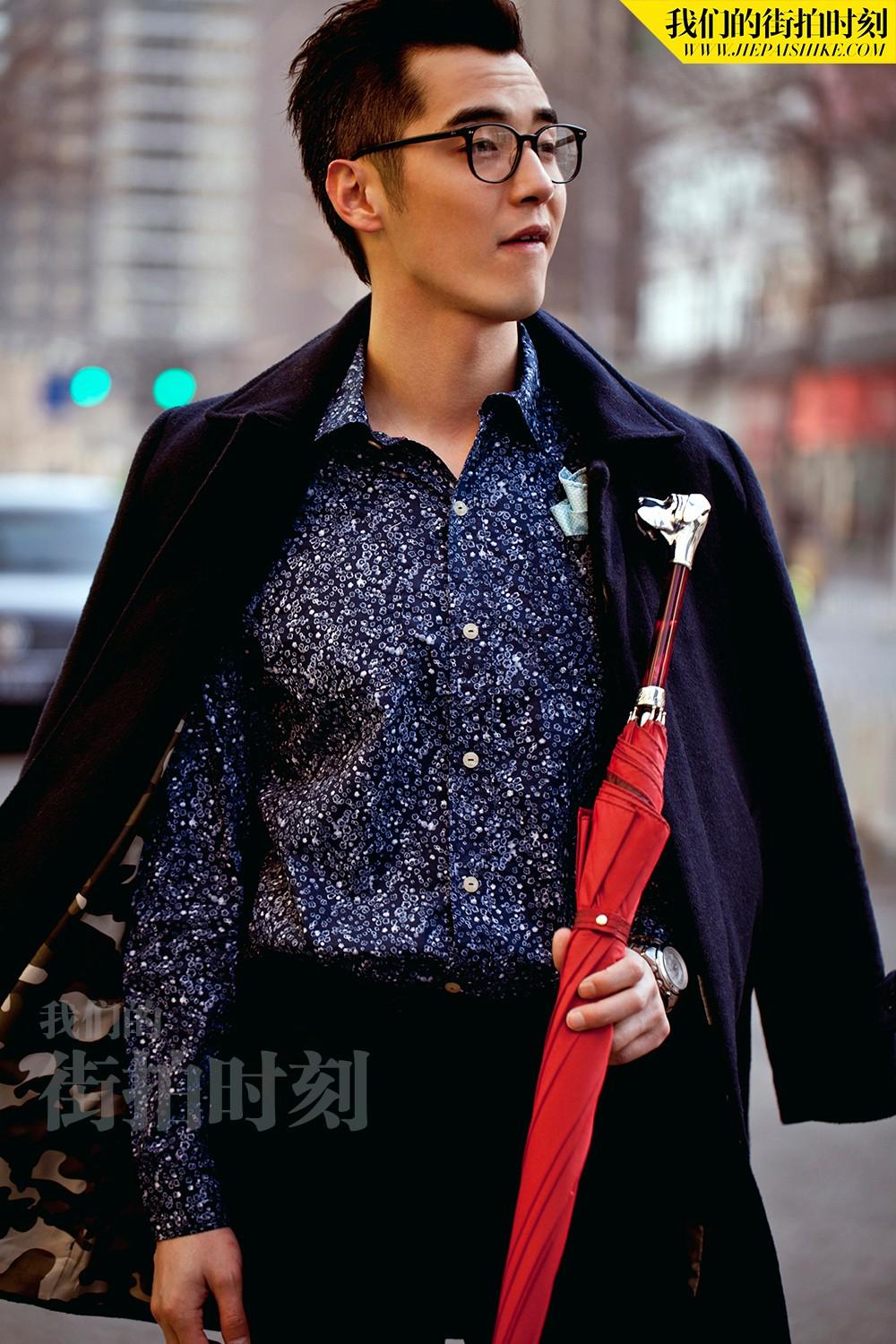 金世佳甜美的糖果色和优雅的格纹透着春日的暖意融融!