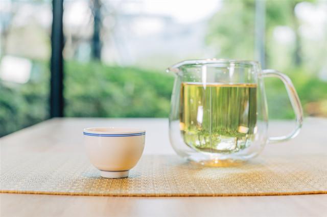 紫砂壶怎么泡绿茶最正确 v2-46e3e58f91a66c36855ca995deb7a238_1440w.jpg?source=172ae18b