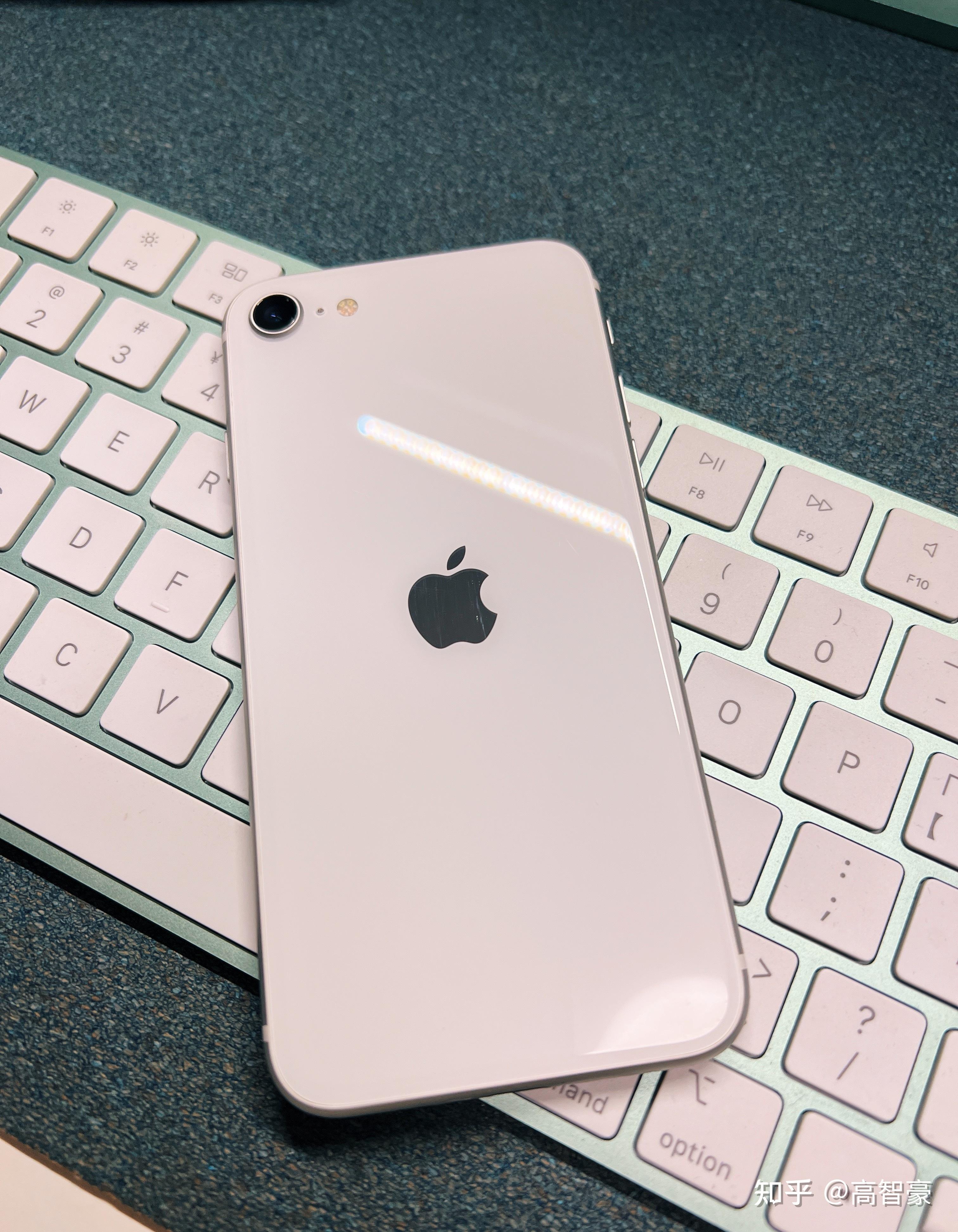 iphonese第三代起售价3499元如何评价这一价格值得购买吗