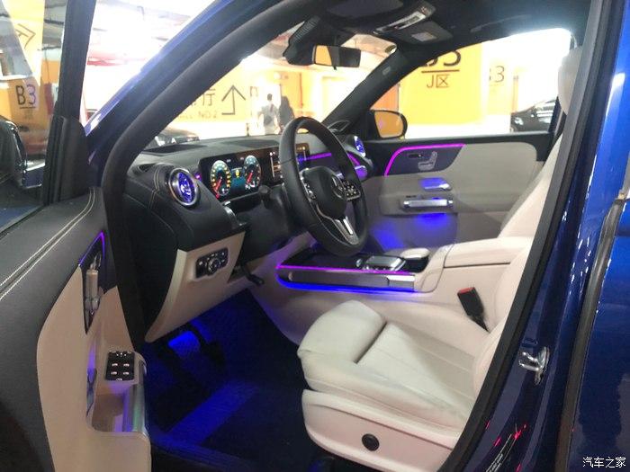 一组图片证明奔驰glb的氛围灯有多美!太加分了! - 知乎