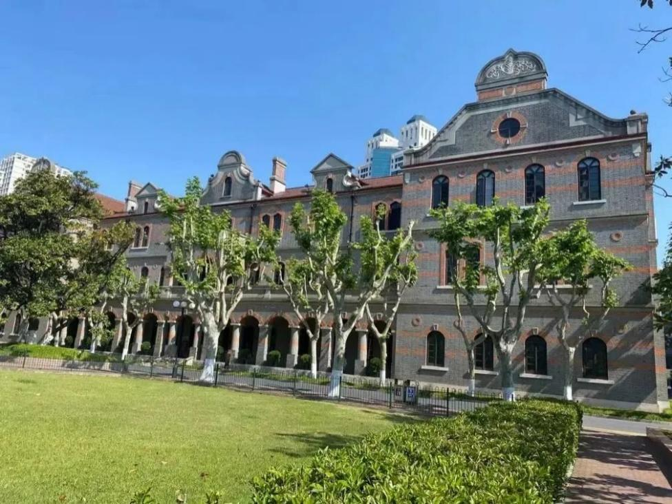 高金安泰凯原法均扩招23年上交经管法项目扩招明显