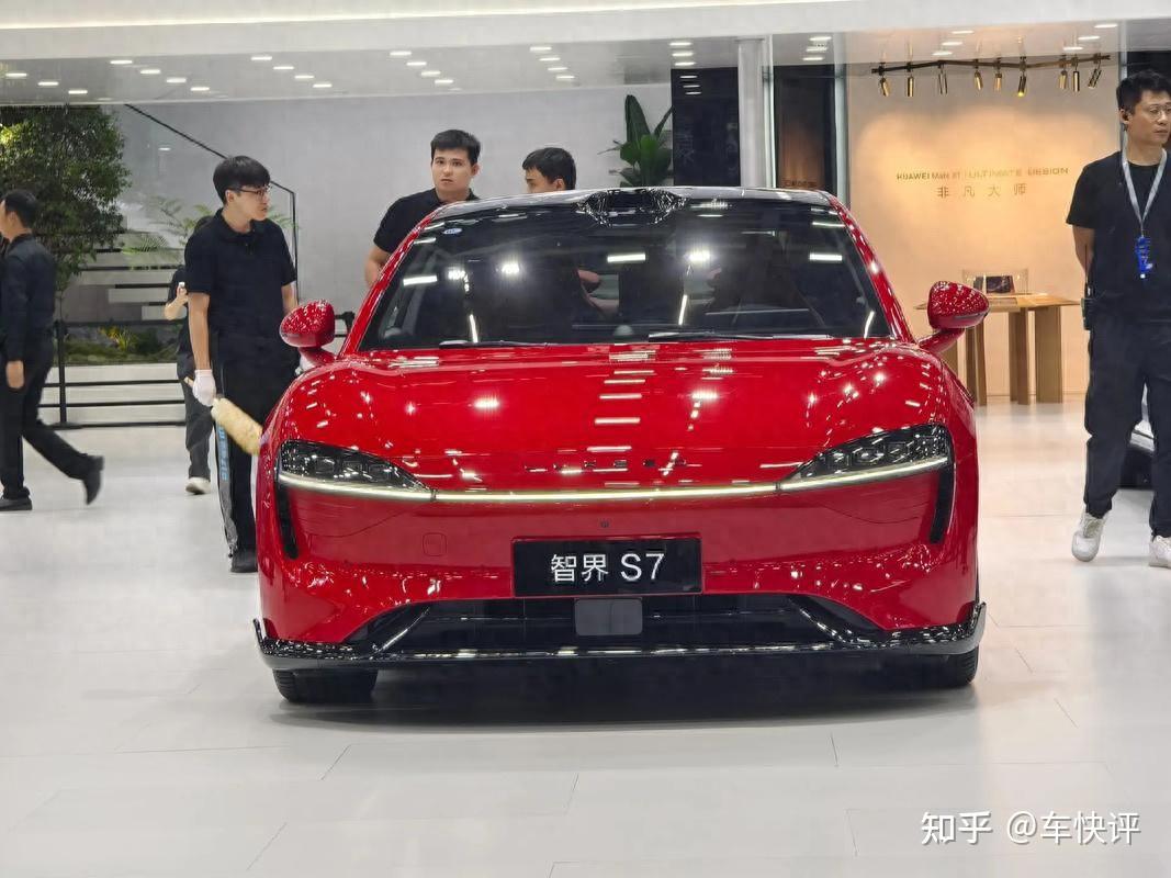 同比降幅超90%，2月销量仅为945辆，智界汽车这是怎么了？