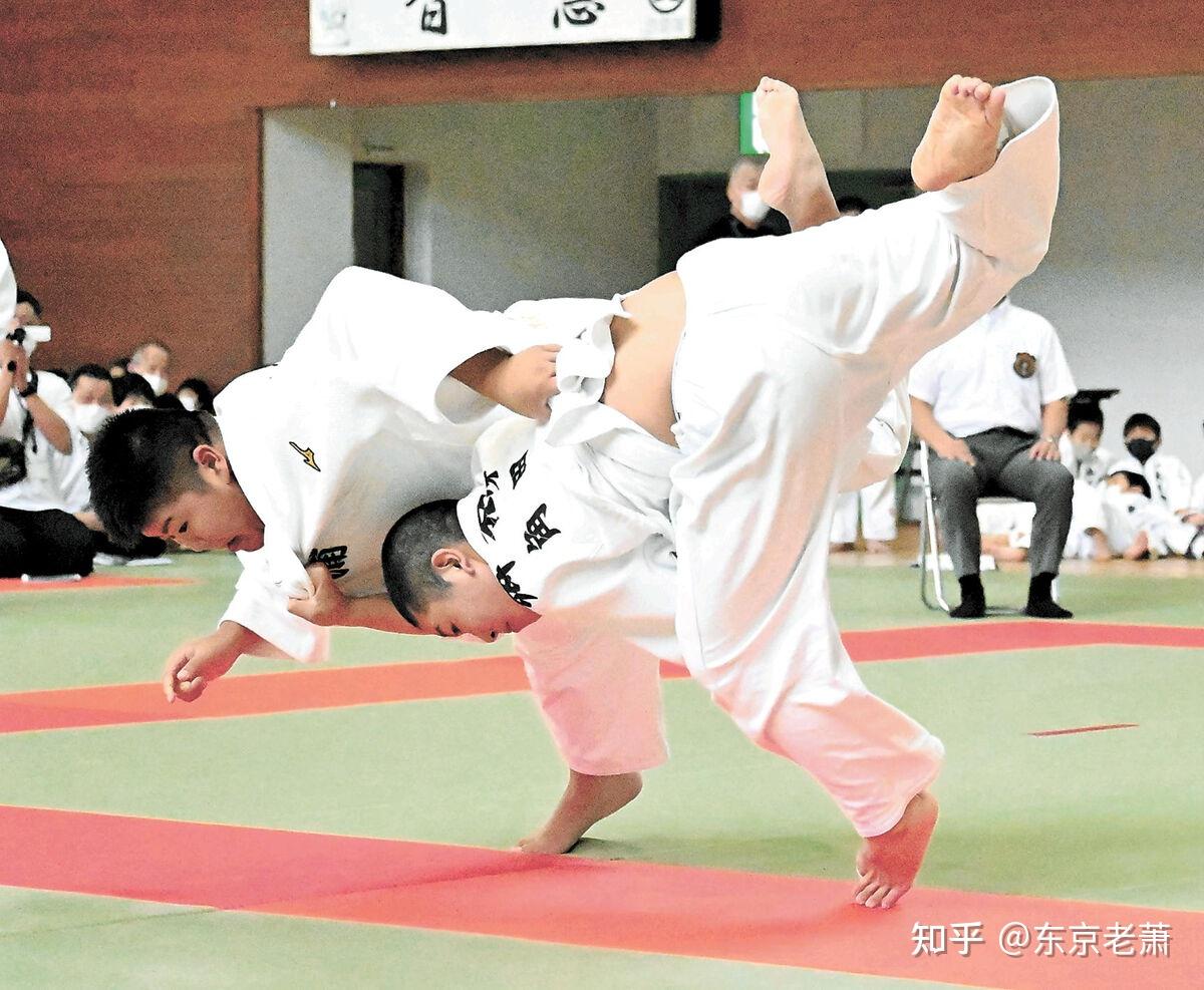 日版PornHub创始人：从脱衣舞男到创投之神- 知乎