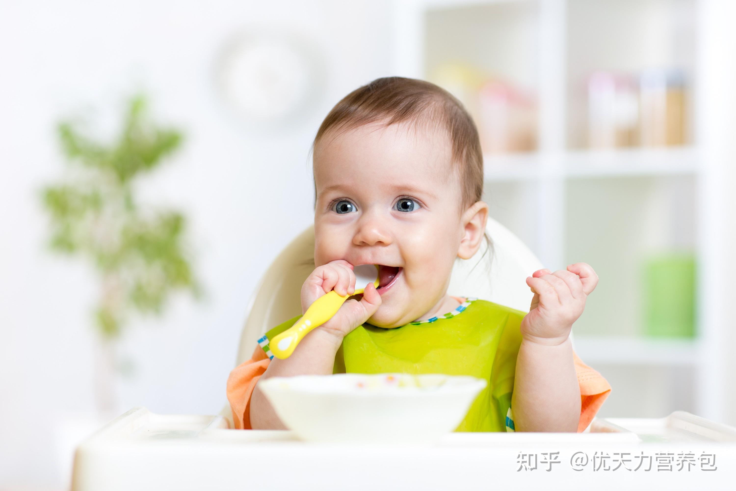 不要老嫌遗传不好，2岁前宝宝的生长主要受营养影响