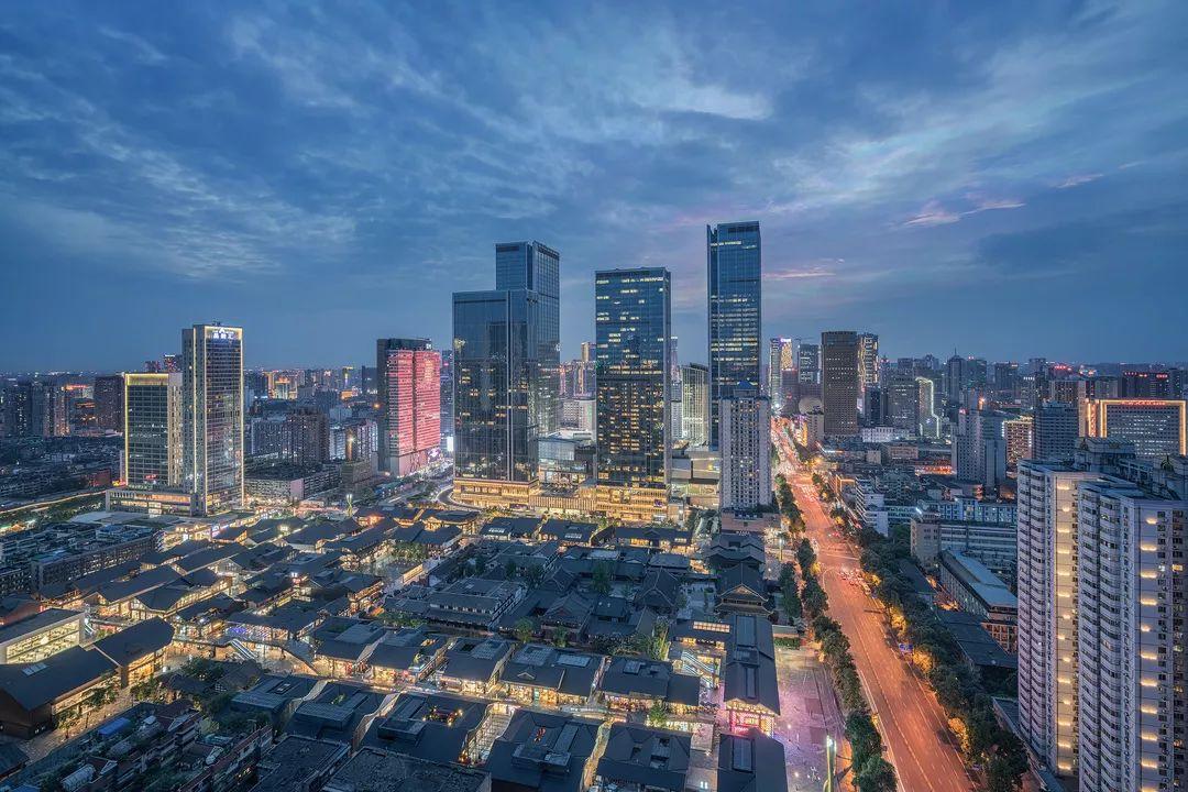 从地面到高空你见过什么样的成都