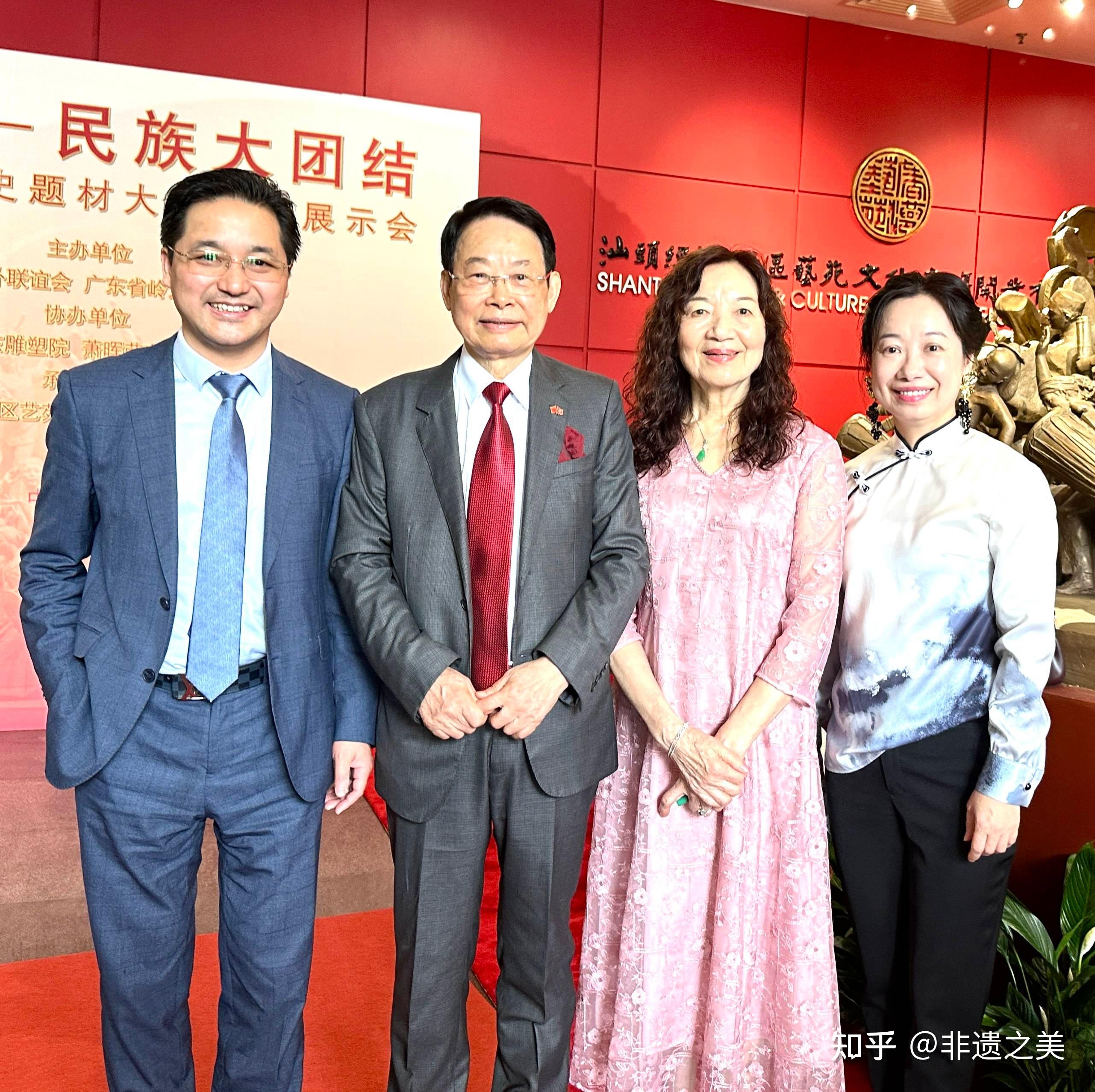 鼓舞民族大团结作品展示会在广东汕头隆重举行