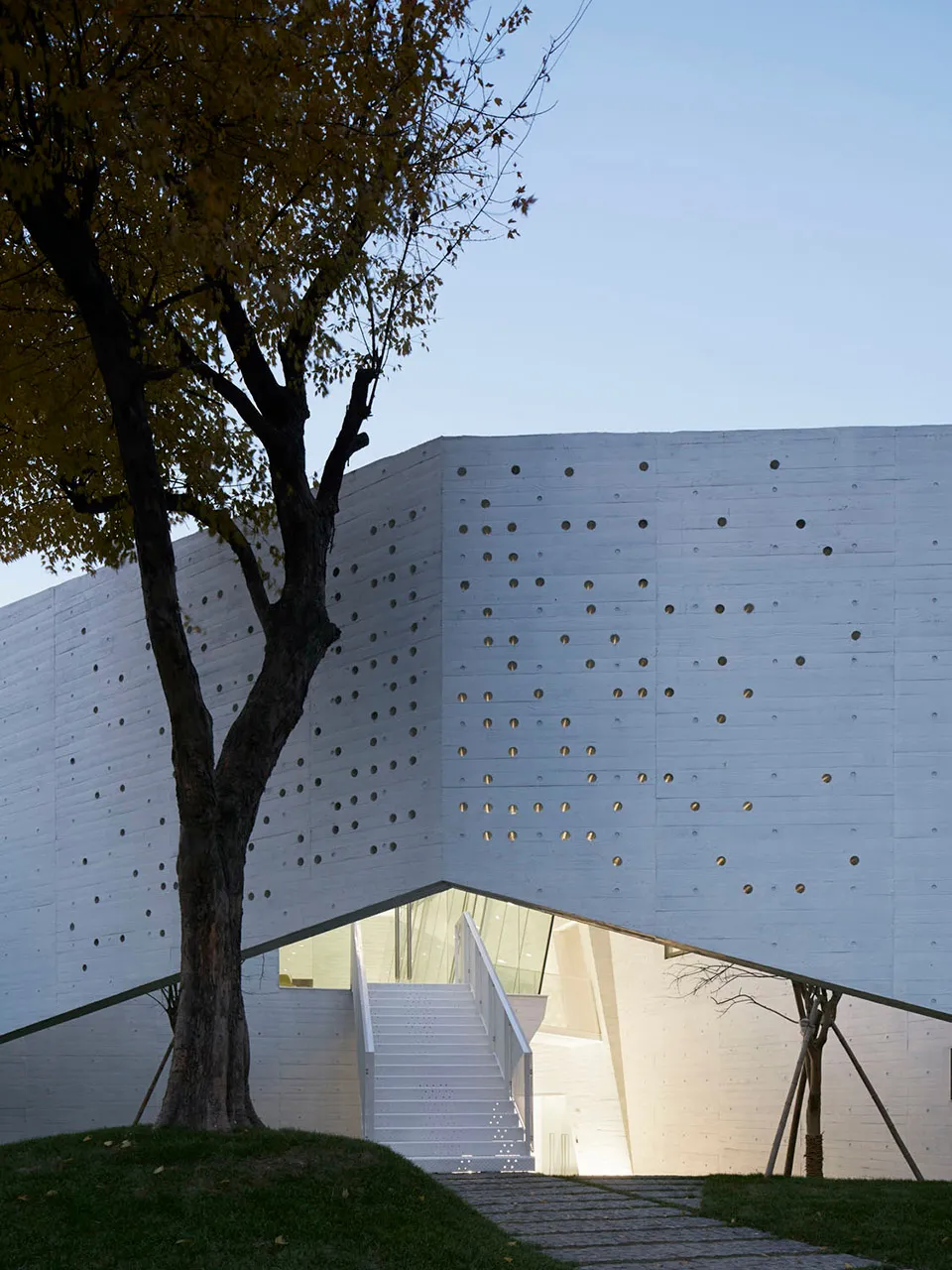 0元经典案例抄绘第四季01围合限定以华鑫会议中心为例