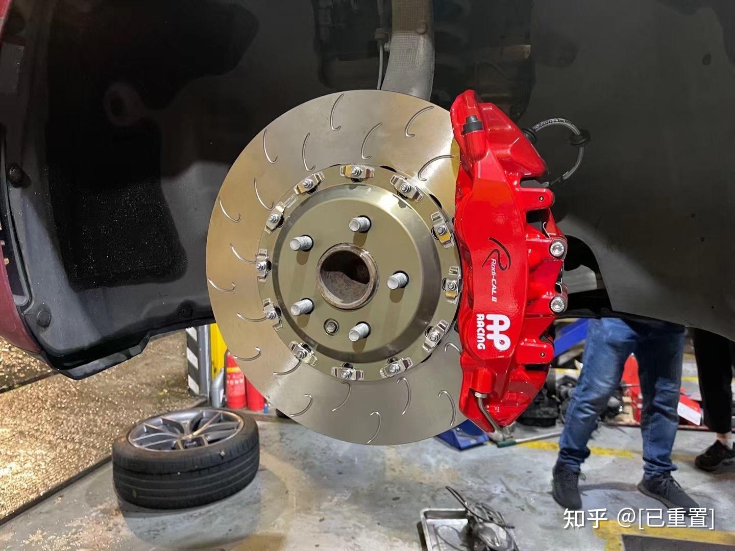 特斯拉model3刹车改装ap9562六活塞刹车卡钳行车安全