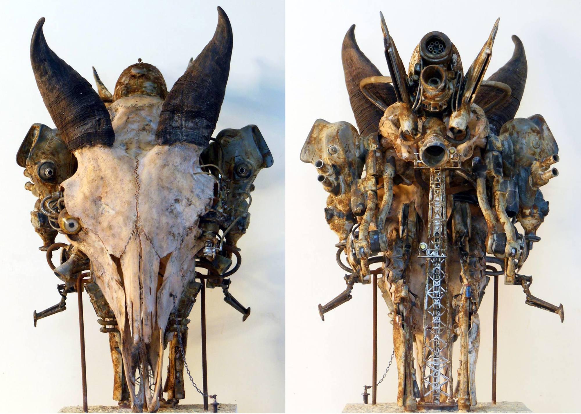 最早知道山脇隆是见过他的一个哥斯拉骨骼的gk作品,就是上图的这个