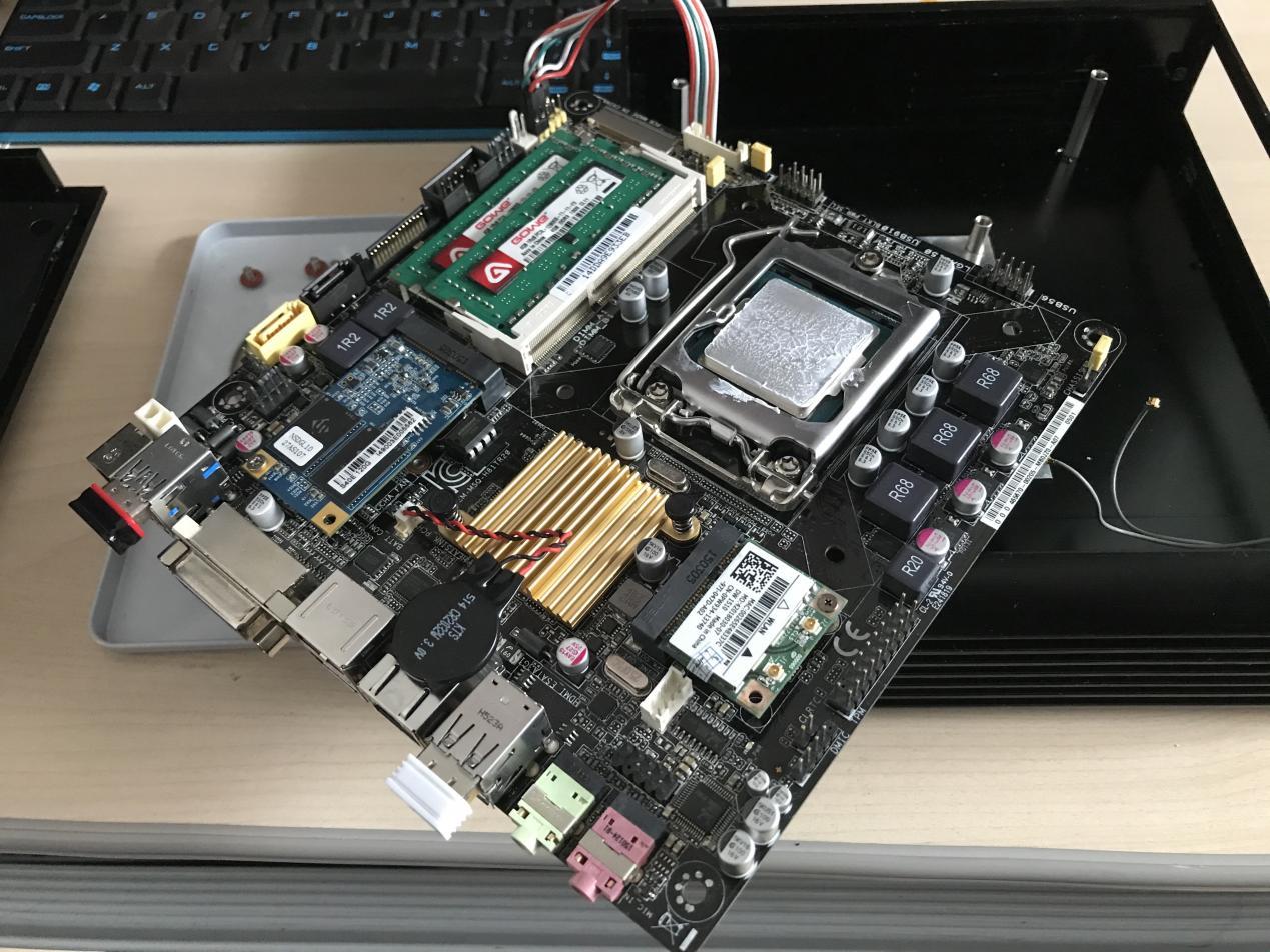 所有配件到货后,h81t主板比较厚道,直接带有高通atheros ar9485无线