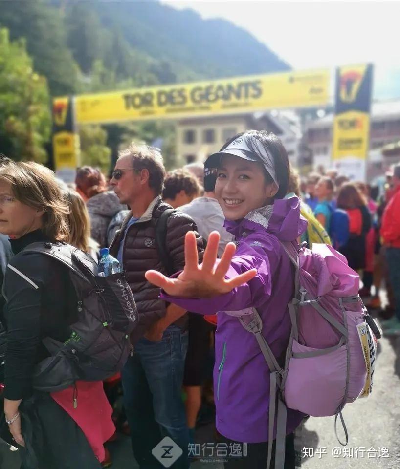 vivi丨澳门首位完赛utmb的美女跑者拄着拐杖筹措抗疫防护物资