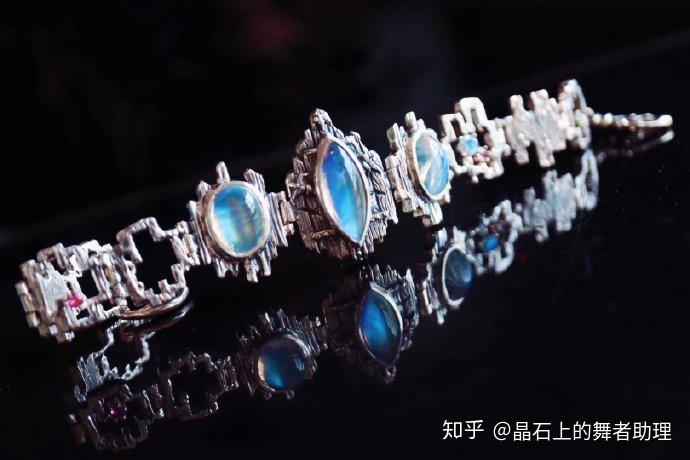 水晶怎么看是真的 v2-4876d2427ec22318456f0264ba498ada_r.jpg