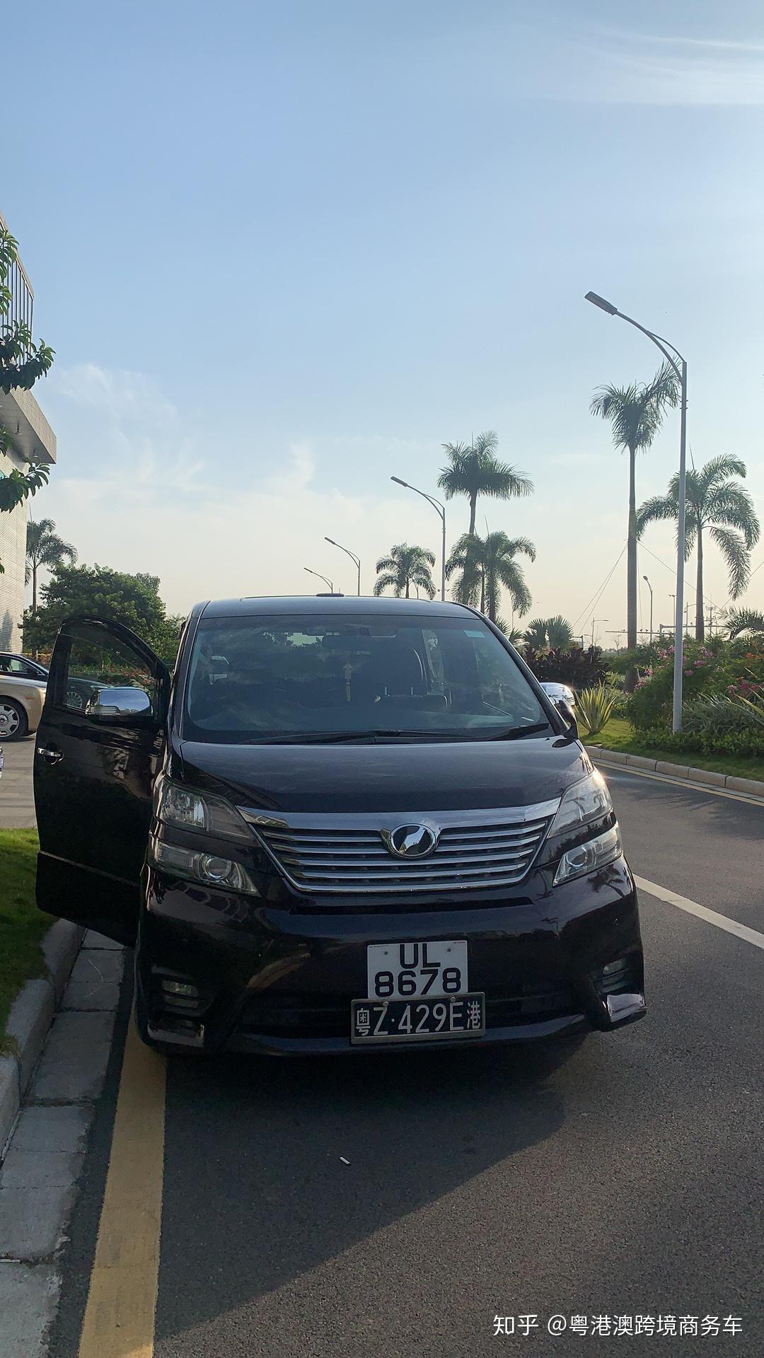 商务车出来就找车上车,直接到皇岗口岸大陆关 香港关也不用下车排队