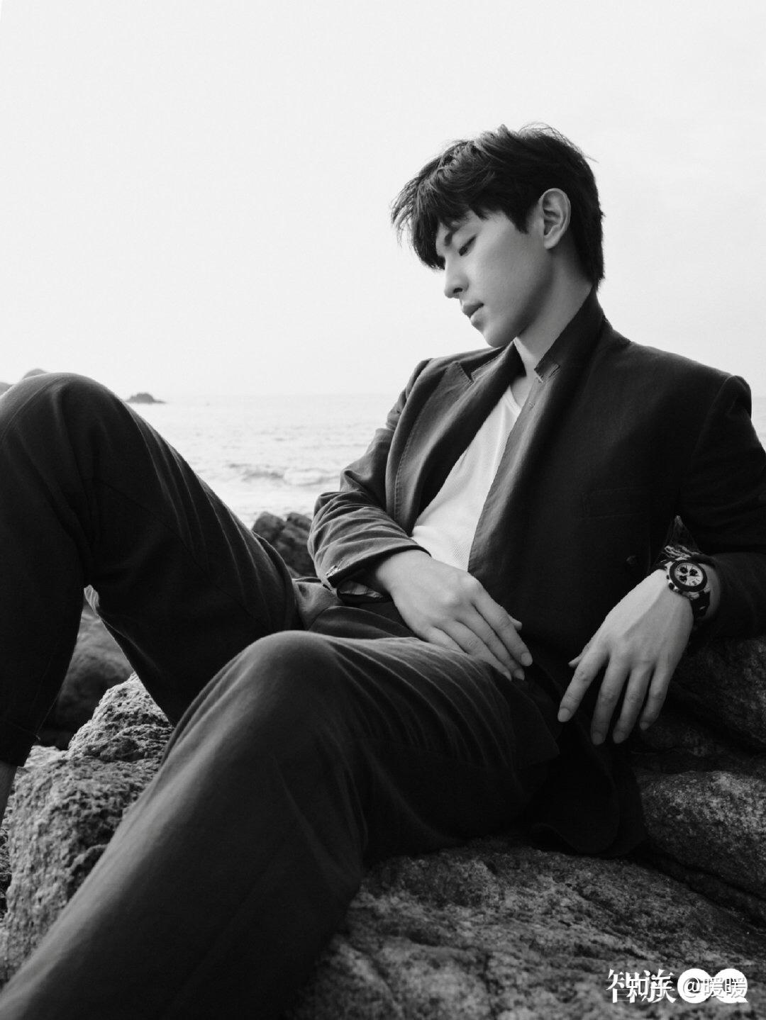 邓伦智族gq五月刊听邓伦的故事感悟他的明星人生