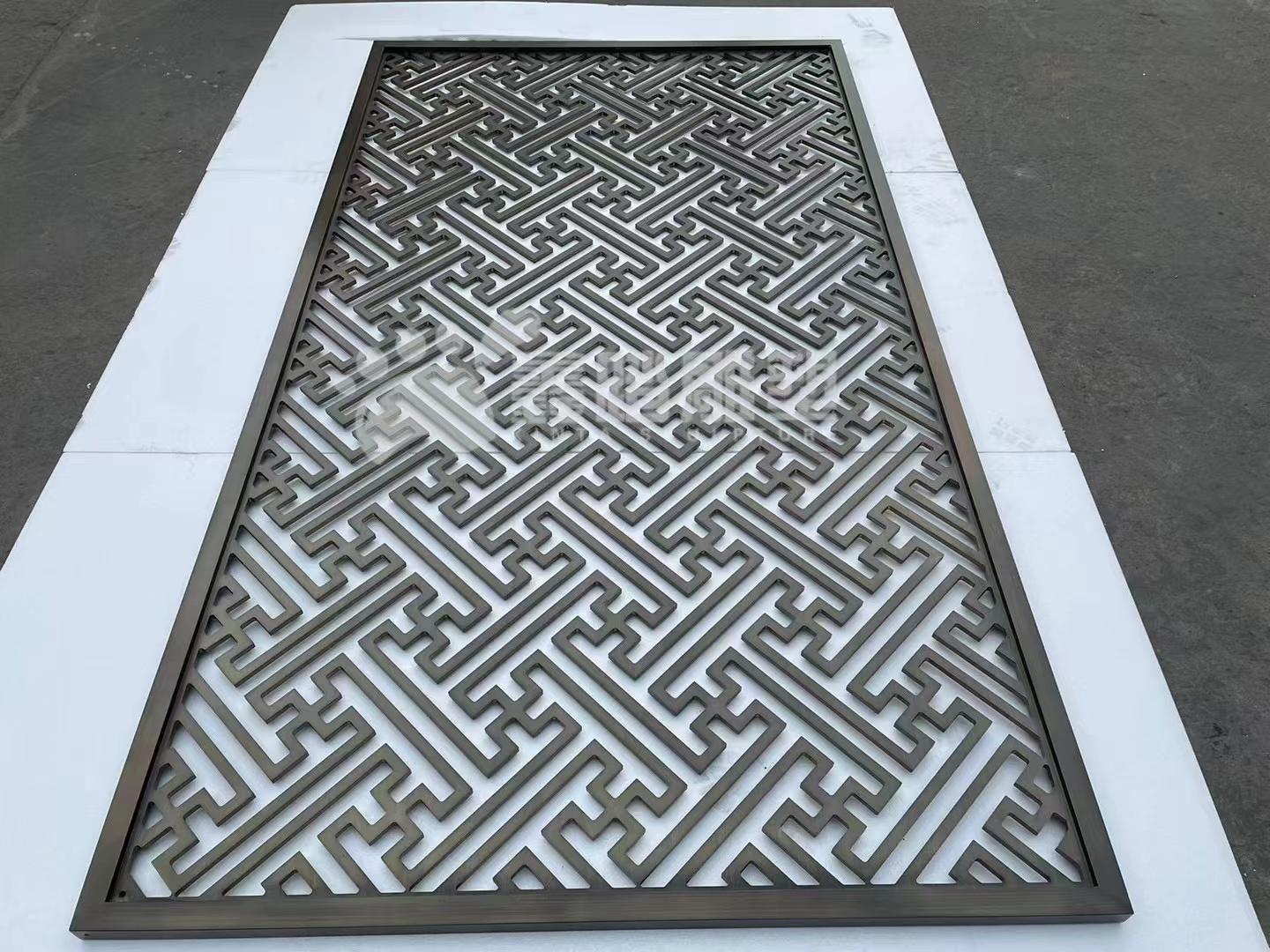 拉丝青古铜铝板镂空隔断万字纹古铜色花格屏风