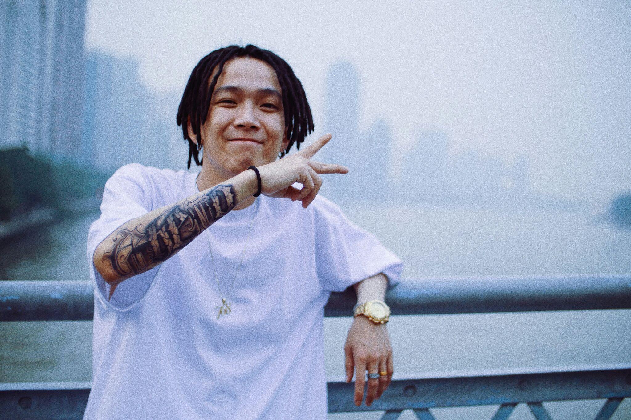 如何评价说唱歌手tizzyt