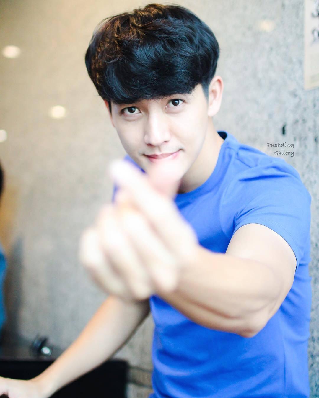 如何评价泰国男明星push的长相?