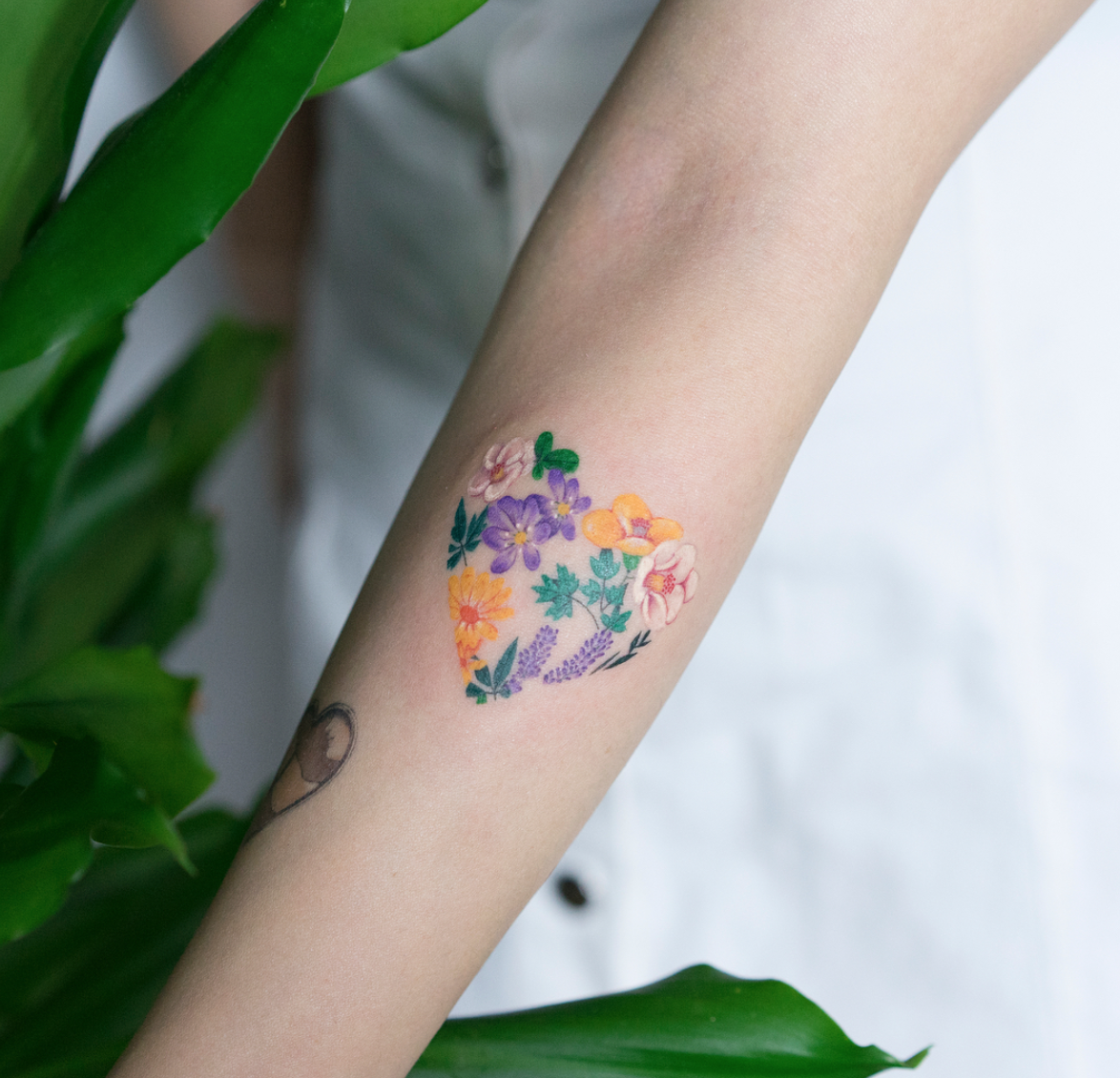 壁纸丨这个韩国纹身师的画风太可爱了吧！_凤凰网时尚_凤凰网