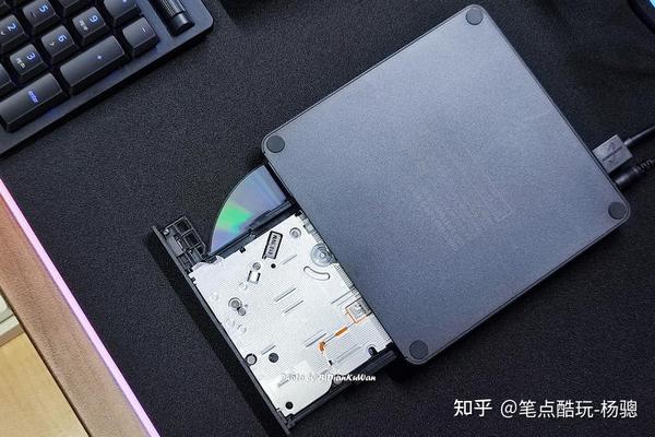 2022年了,光盘刻录机还有存在的必要吗?亲身体验,一文读懂