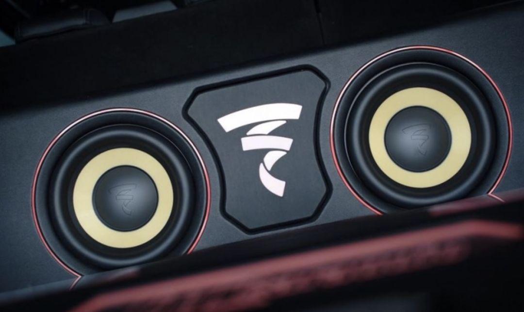 看一看法国劲浪汽车音响改装值得养眼重庆圣听汽车音响