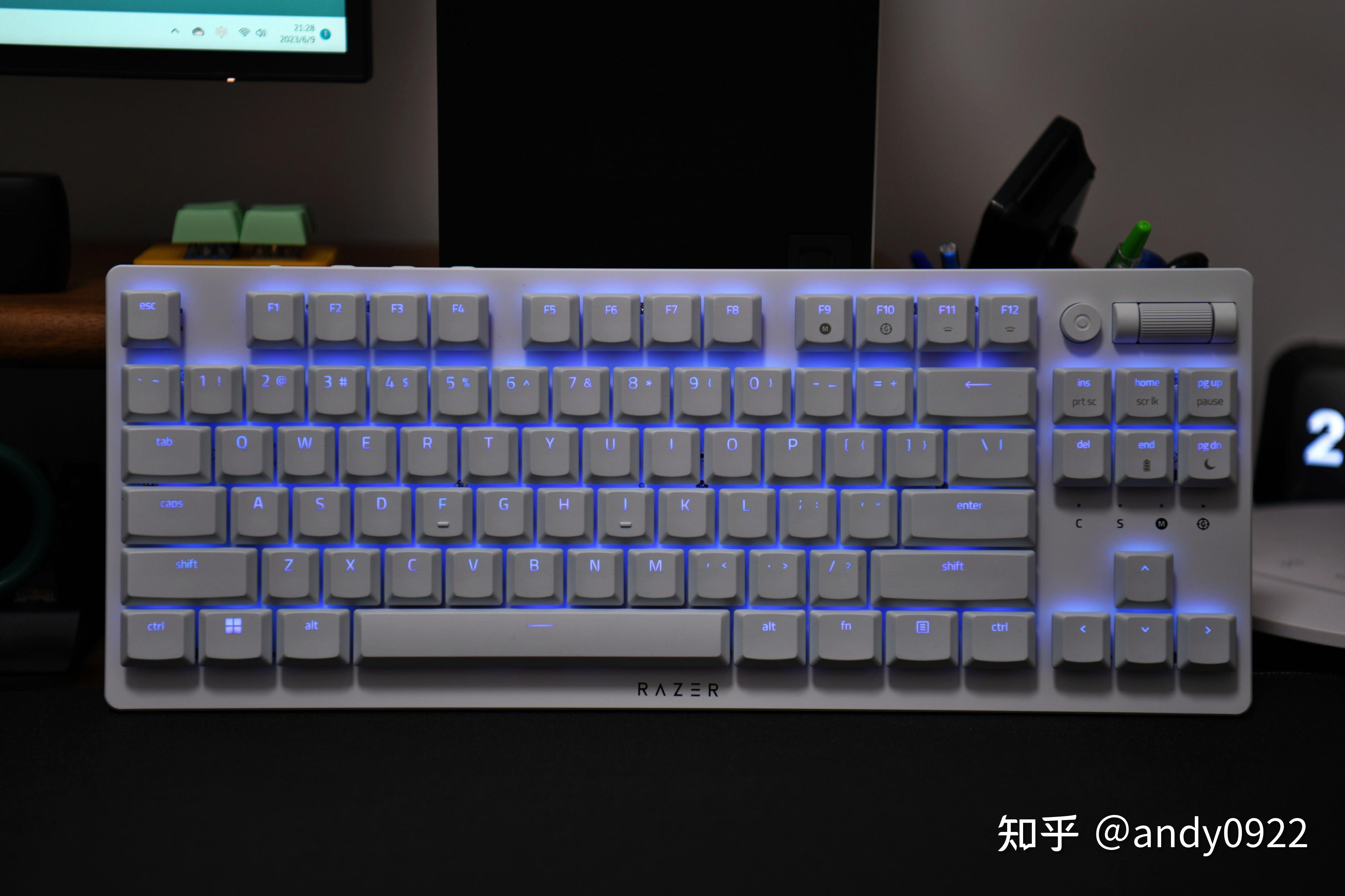 618白色外设推荐:雷蛇 razer 噬魂金蝎v2竞技版无线键盘