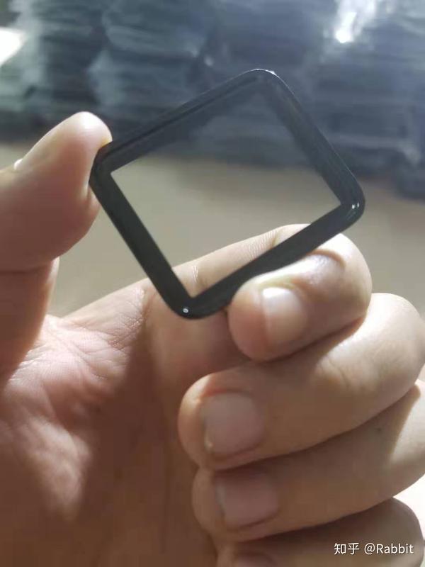 揭开苹果帝国背后的不为人知的故事