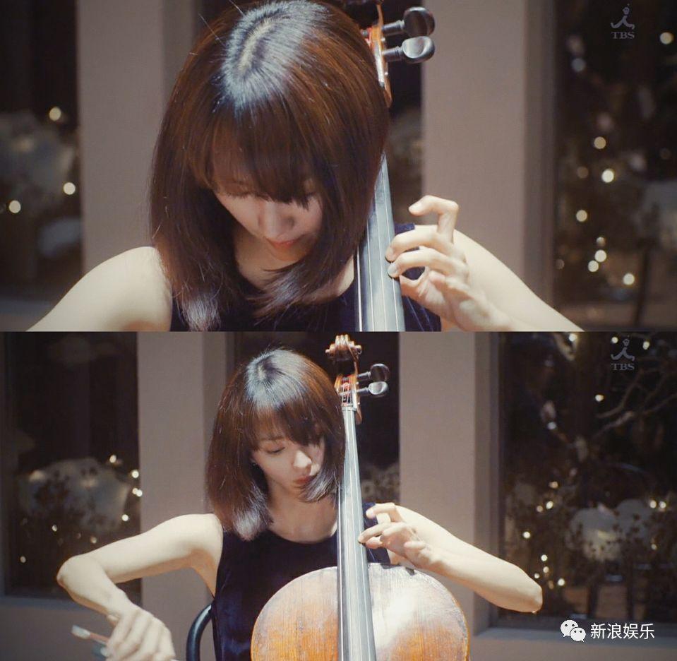 特别是她在剧中拉大提琴的样子.我便很喜欢她.