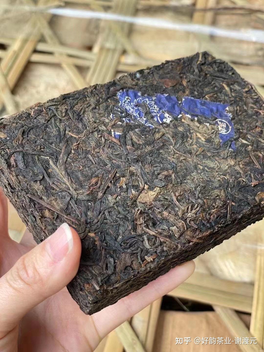 2004年昌泰茶行勐海茶砖401首批生普洱茶砖精选勐海茶区云南大叶种茶