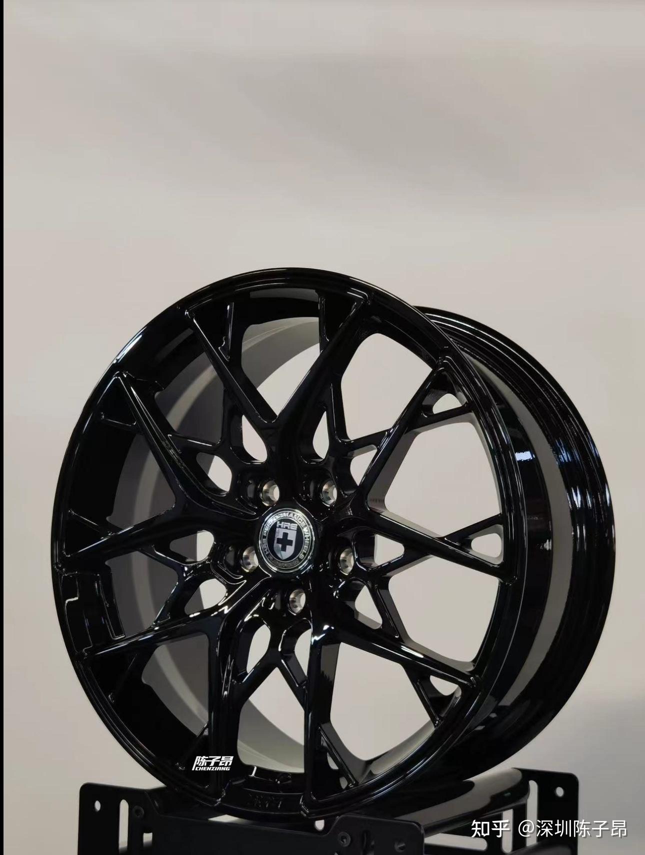 好看麻了!奔驰升级hre锻造18寸亮黑轮毂预告 - 知乎