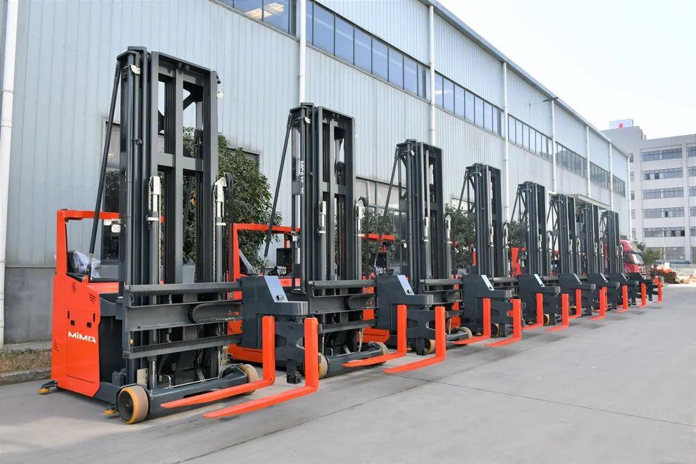 mima批量三向堆垛车整装待发,即将交付食品行业某大型客户!