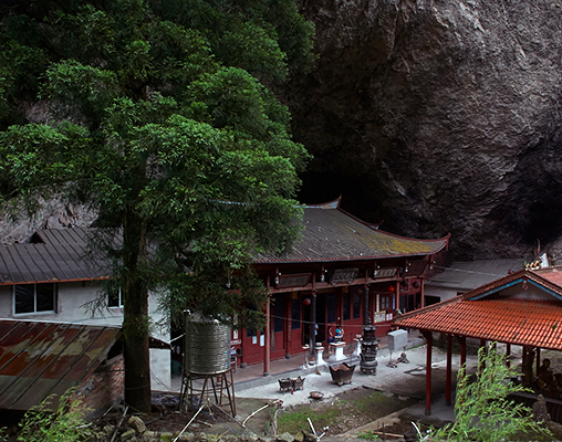 "天上力士"那罗寺