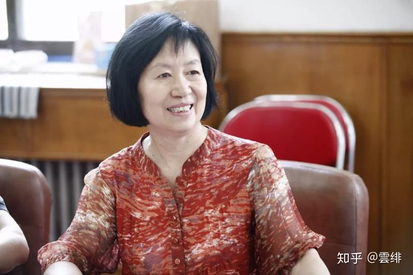 先介绍一个人,人文社《哈利·波特》系列的责任编辑——王瑞琴女士