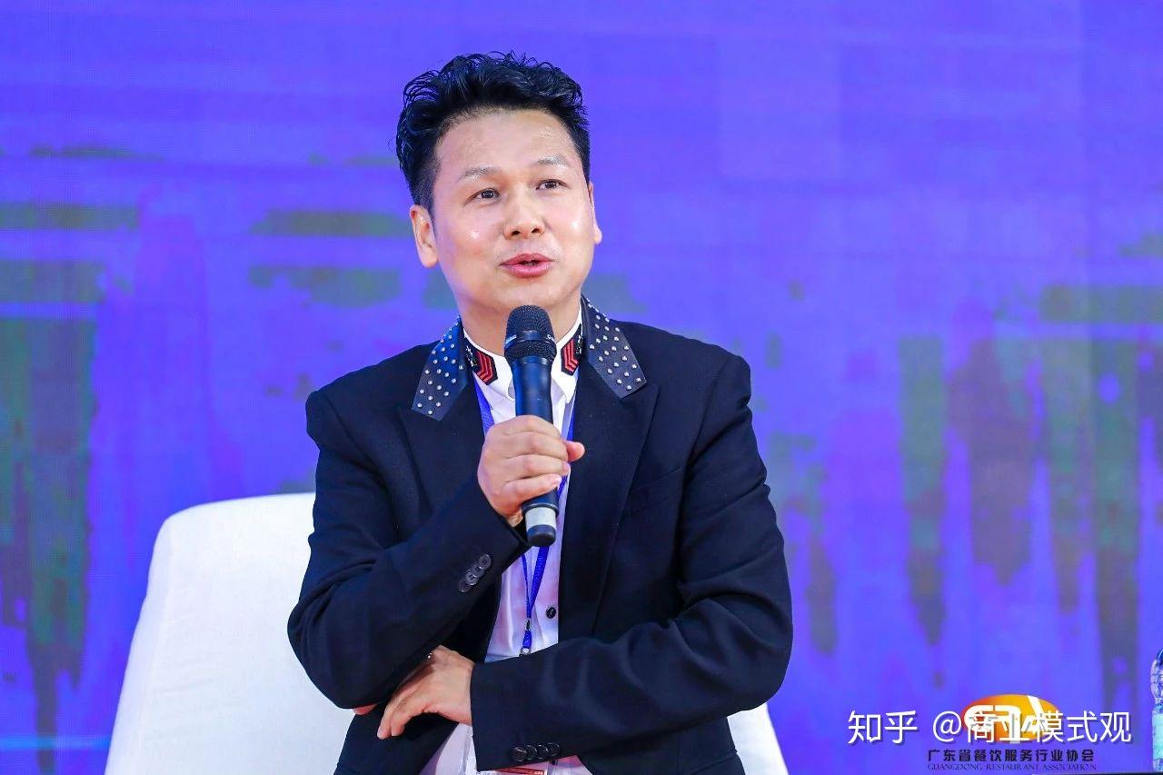 何威洞庭土菜馆/佬麻雀创始人洞庭土菜馆一直在创新,开了很多的品牌