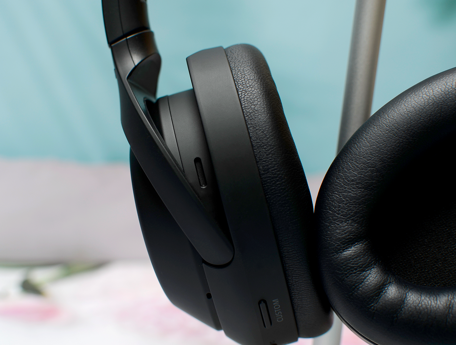 索尼wh1000xm4头戴式降噪耳机到底好不好ai智能加持强悍降噪近乎完美