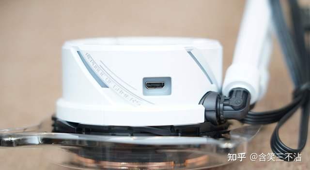 艾尔登法环太火了,于是打造了一台能在4K分辨率下畅玩它的黑白主机 第41张 艾尔登法环太火了,于是打造了一台能在4K分辨率下畅玩它的黑白主机 第41张