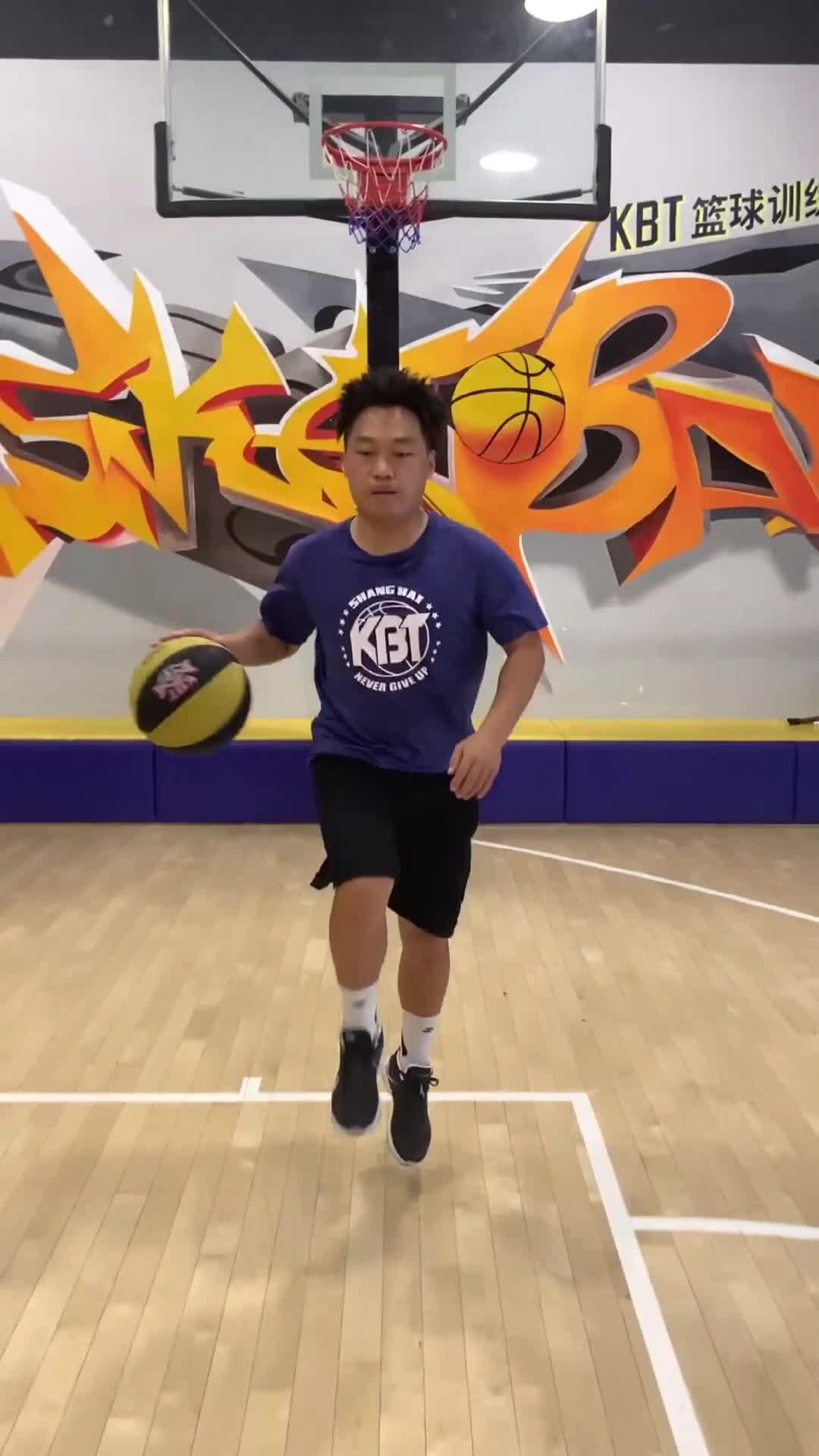 「kbt教学」kbt教你简单高效的过人招式——拖步急停