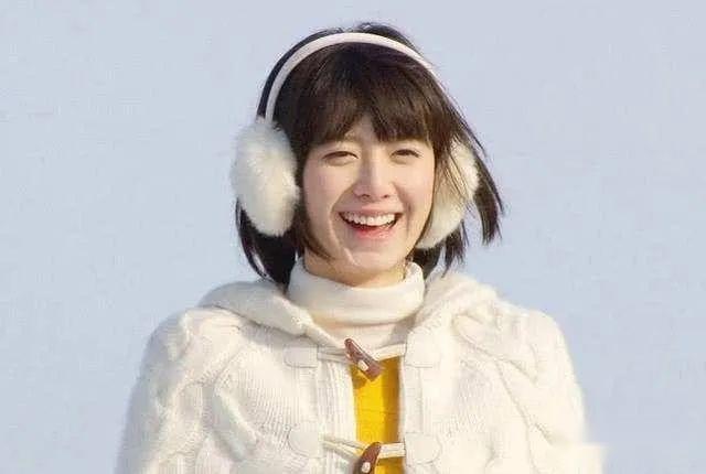 具惠善画作累计收入超24亿韩元引发实力争论