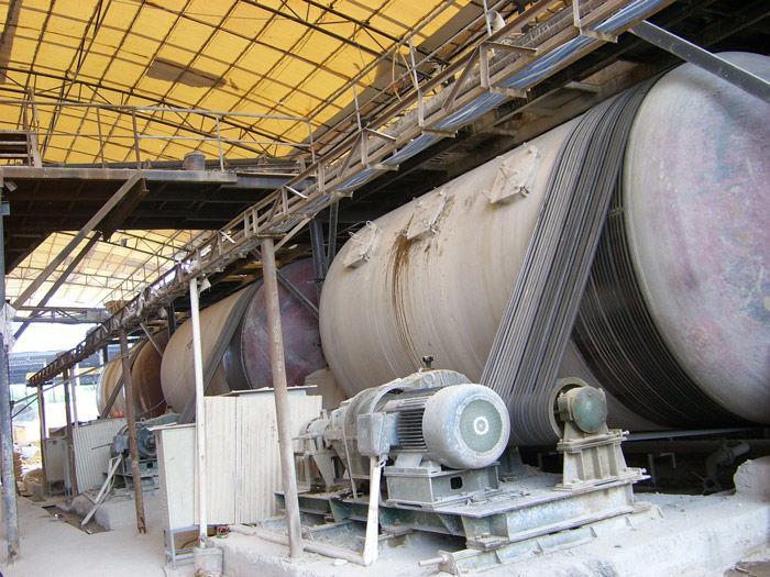 陶瓷原料磨粉机陶瓷原料磨粉设备