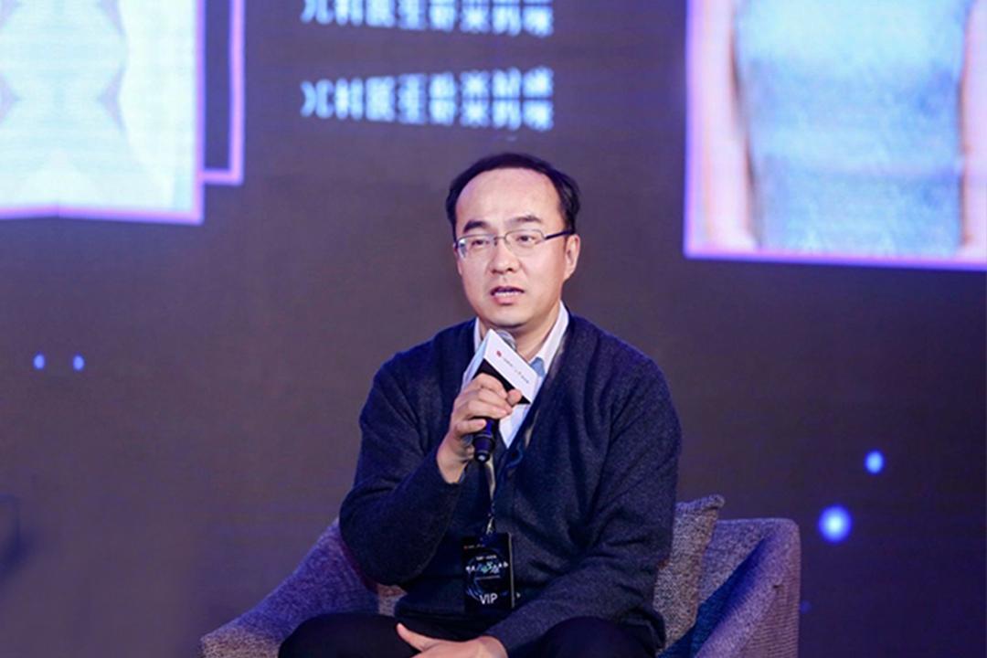 一个有家的男人,能和外面女人长期稳定超过1年,同时还给对方提供资源、资金 - 知乎