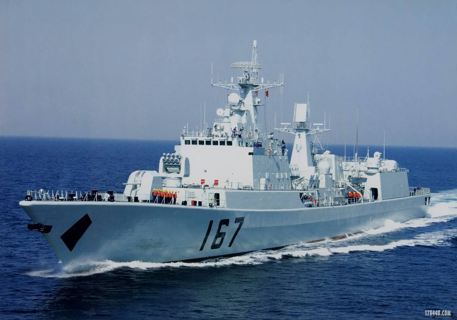 二十年前看舰船知识,介绍国外军舰各种高大上,介绍国内翻来覆去的122