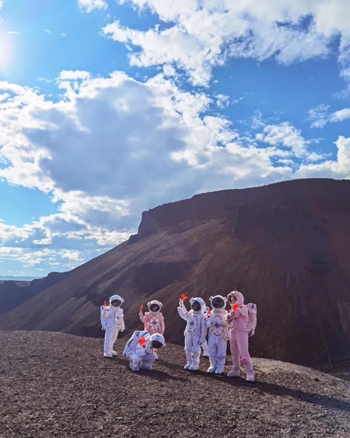 v2-4caae58378de0cf0568a2eb998e0fbd0_720w