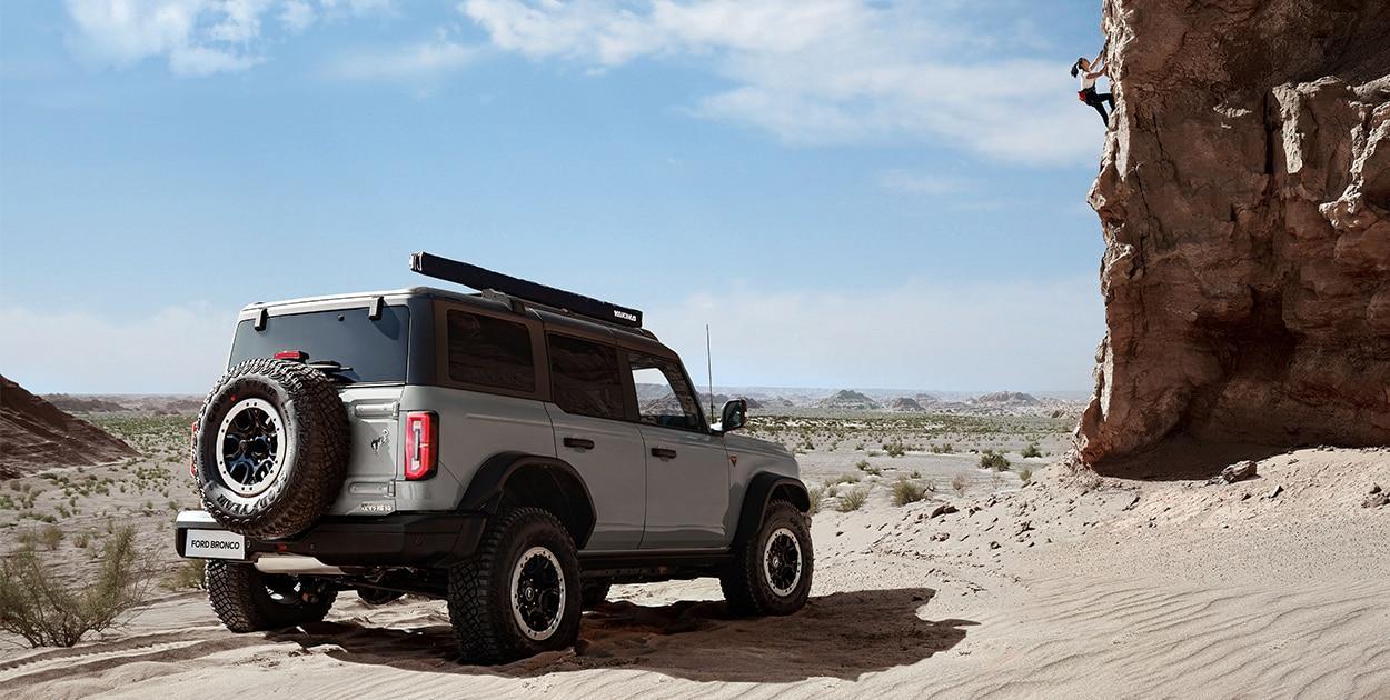 顶配对低配!丰田普拉多vs福特烈马