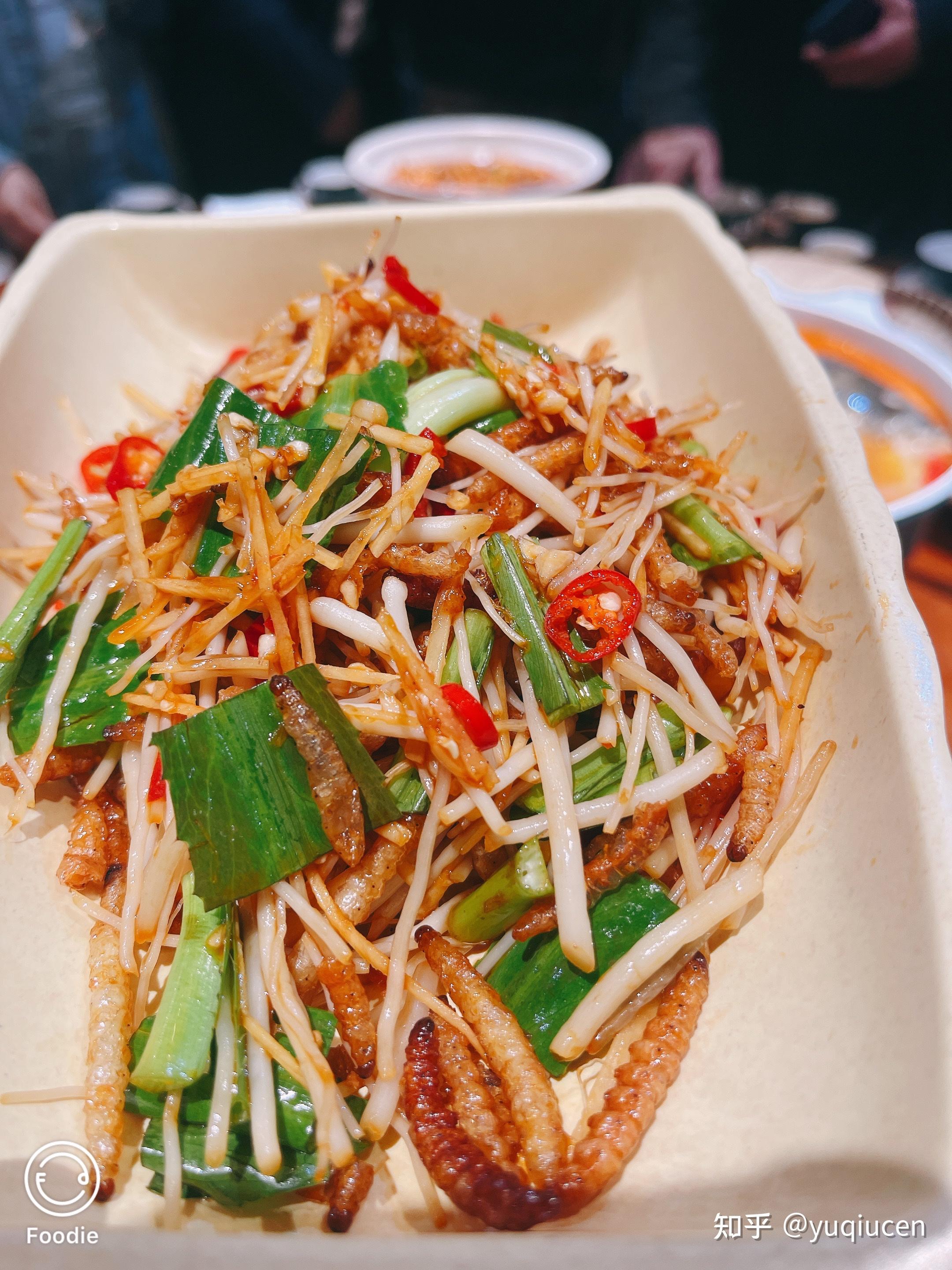 相聚-特色民族云南菜"老滇山寨"--食在民族,乐在这里!