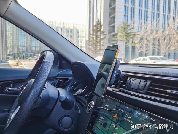 Iphone12专属车充 两种用途 亿色车载磁吸充电支架评测 知乎