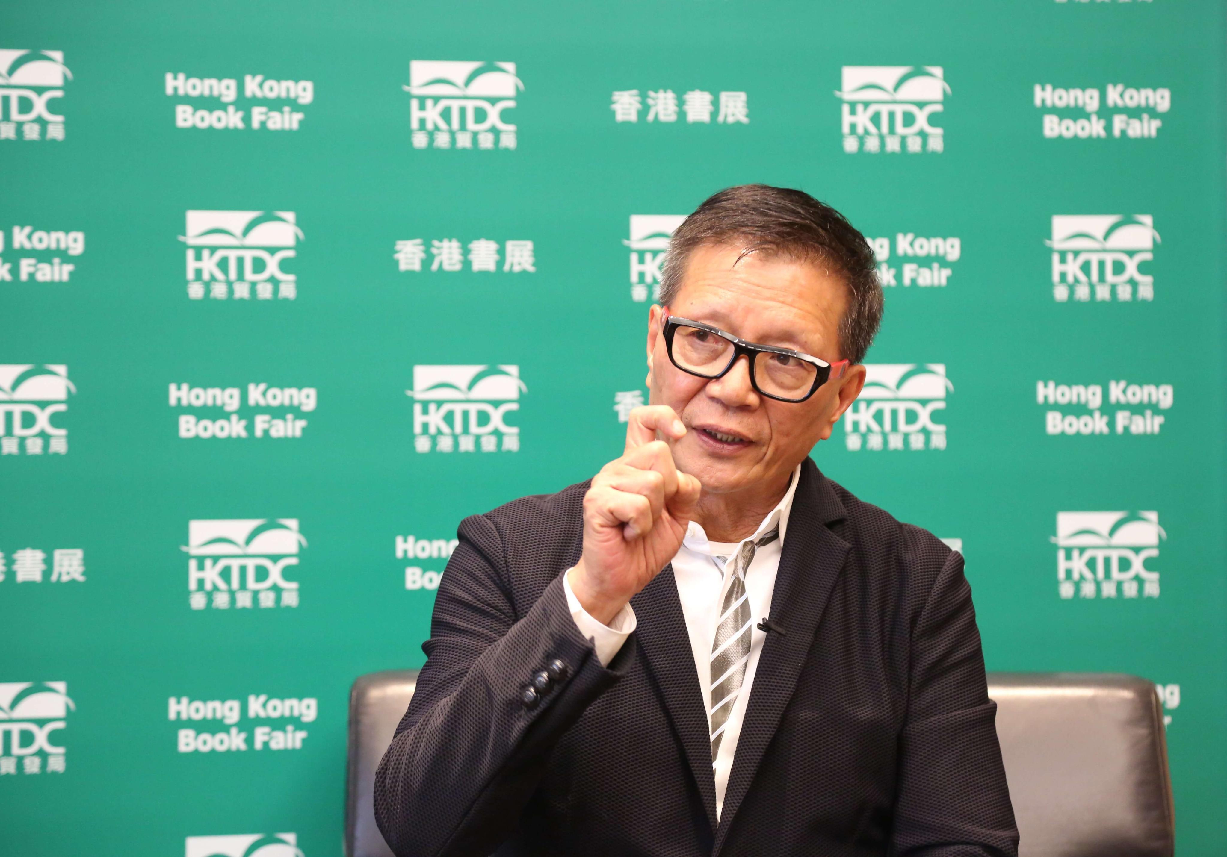 陈慎芝从前任黑帮大佬到杰出青年我不做大哥好多年