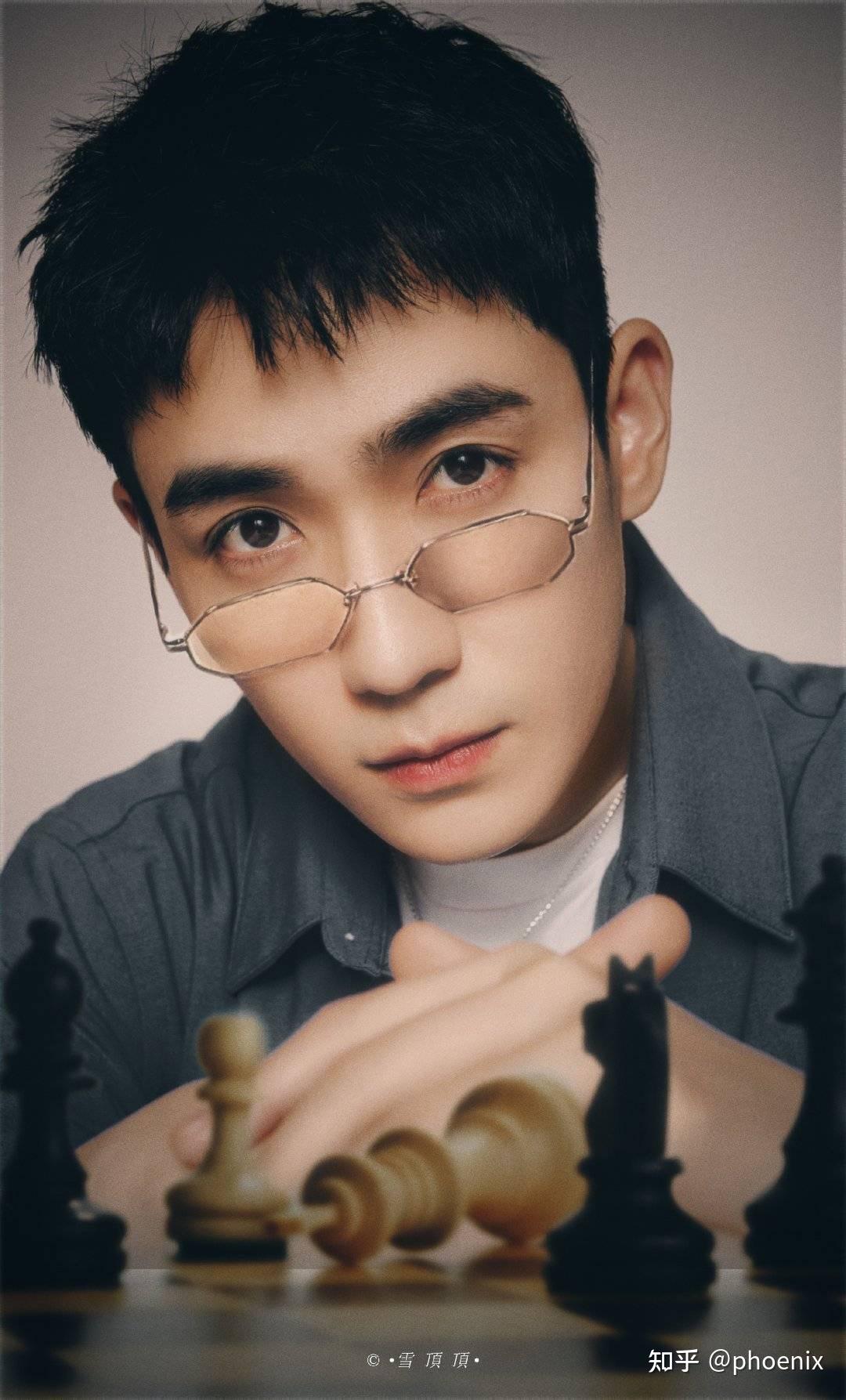 国内娱乐圈你觉得哪些男明星一眼万年